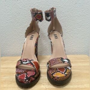 NIB AMS Topic 2 Platform High Heel Ankle Strap Sandal Snakeskin Print 10 Multi